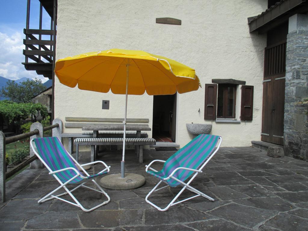 Casa Comelina Villa Camorino Room photo